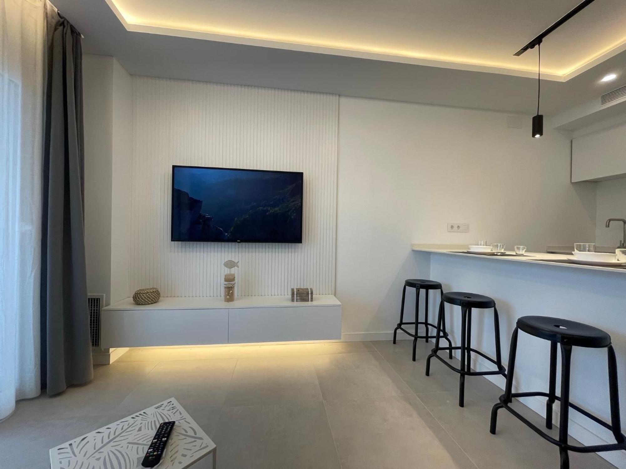 Apartamento Puerto Madeira Roses Bagian luar foto
